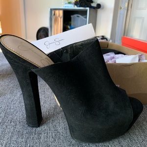 Jessica Simpson heels